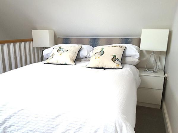 Pine Tree Lodge, Бриджнорт Екстериор снимка